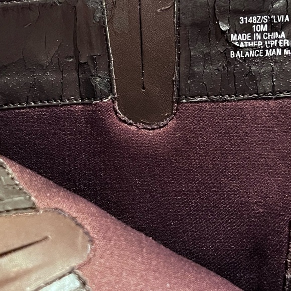 White Mountain Brown Leather Boots with Chunky Block Heel and Zipper - Picture 6 of 8